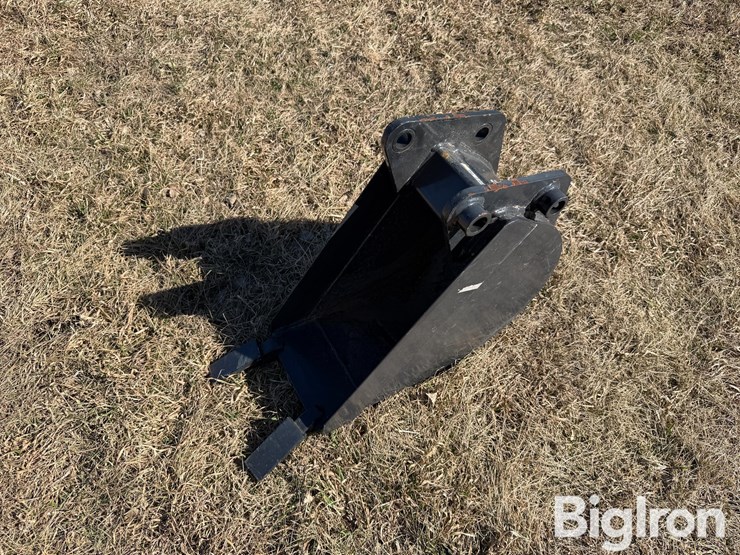 9"-mini-excavator-bucket-image-1