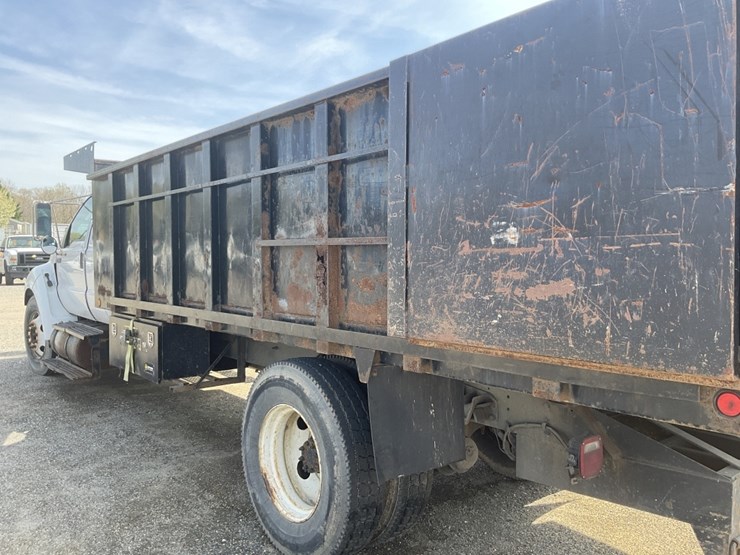 2011-ford-f650xl-image-6