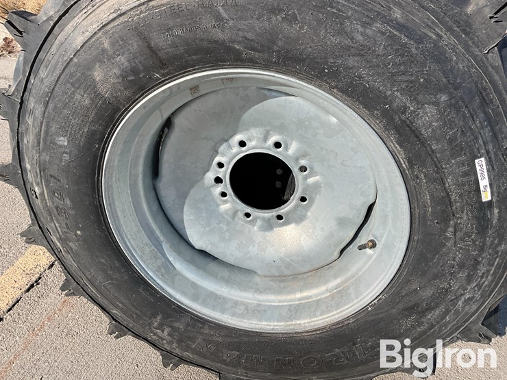 11r22.5-recapped-pivot-tires-&-rims-image-9