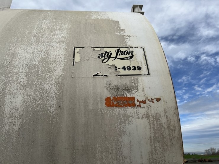 10,000-gallon-towable-water-tower-image-12