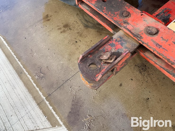 1982-versatile-835-image-20