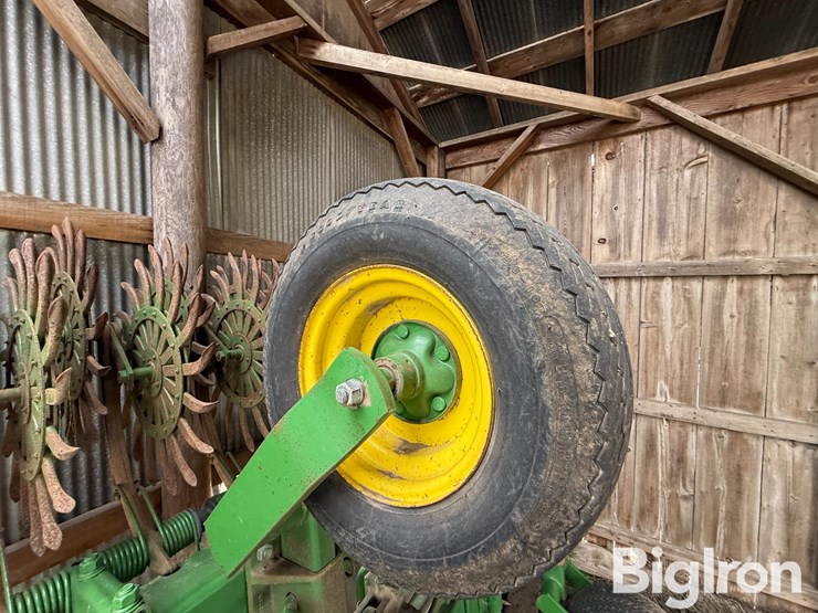 john-deere-400-image-20