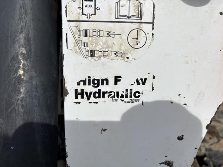 2017-bobcat-t650-image-14