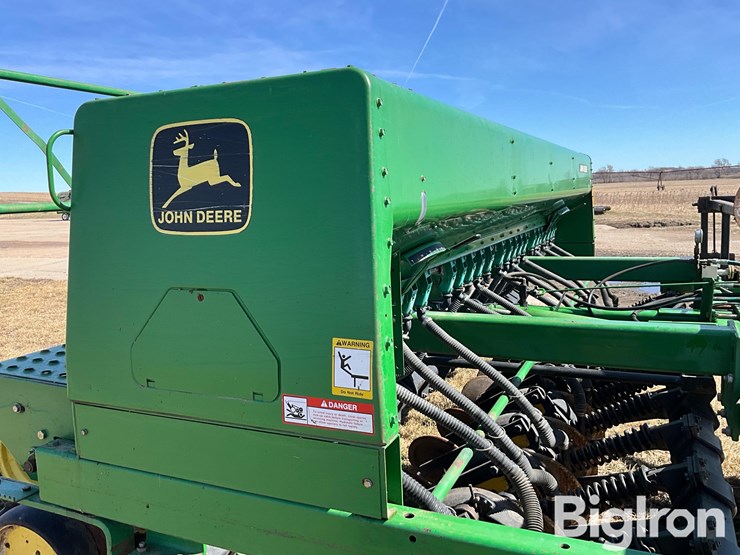 john-deere-750-image-18