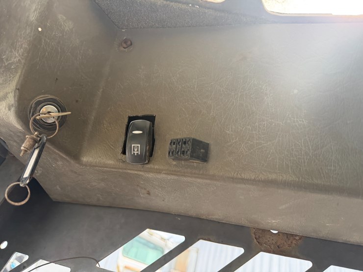 volvo-mc90b-image-56