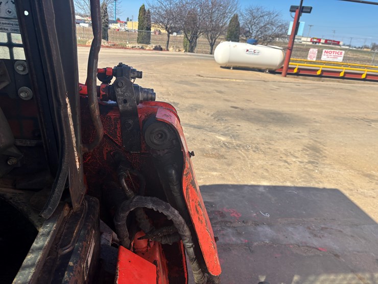 kubota-svl75-image-28