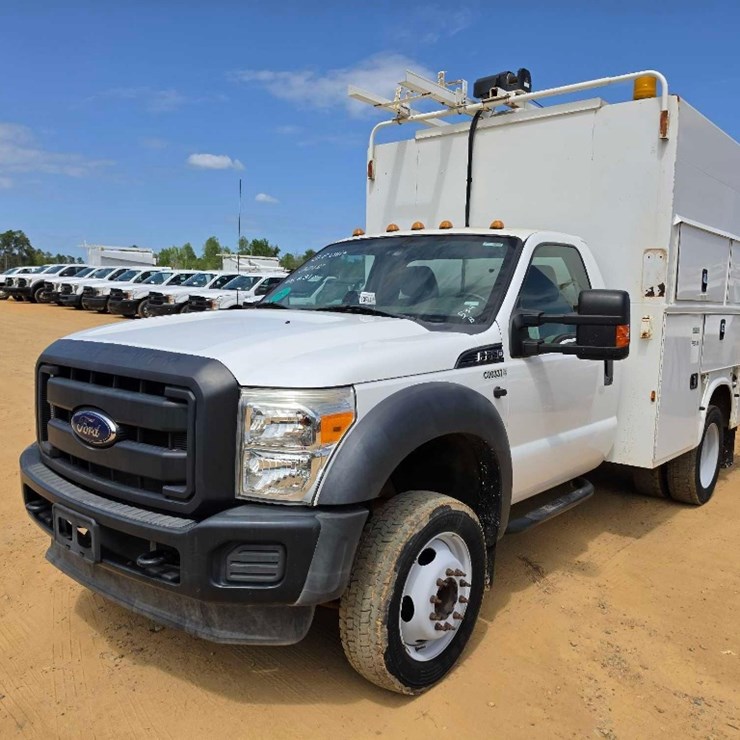 2015 FORD F550