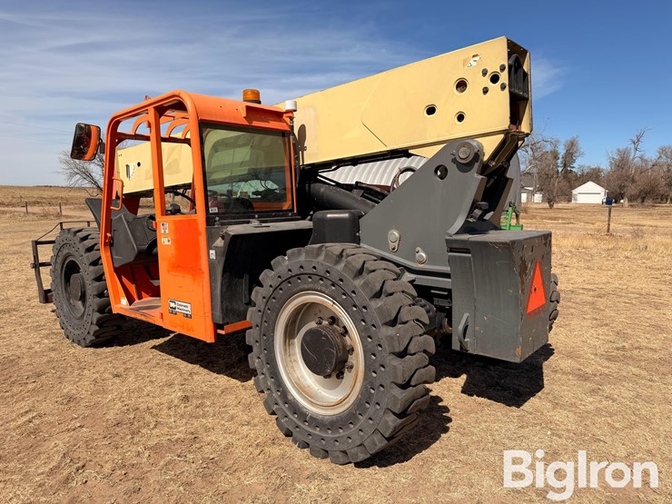 2012-jlg-g9-43a-image-7