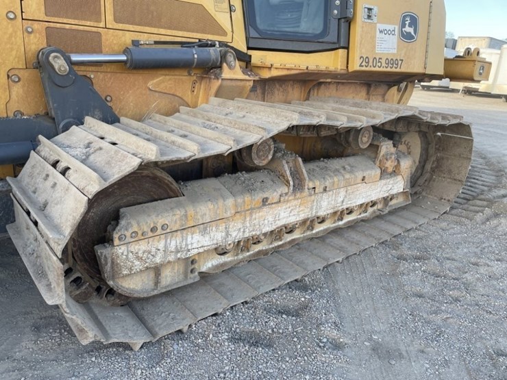 2013-deere-700k-lgp-image-13