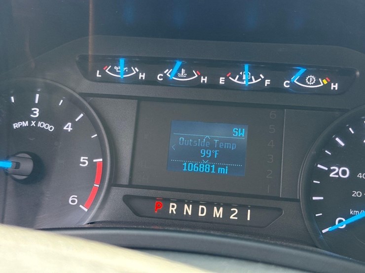 2017-ford-f550-xl-image-18