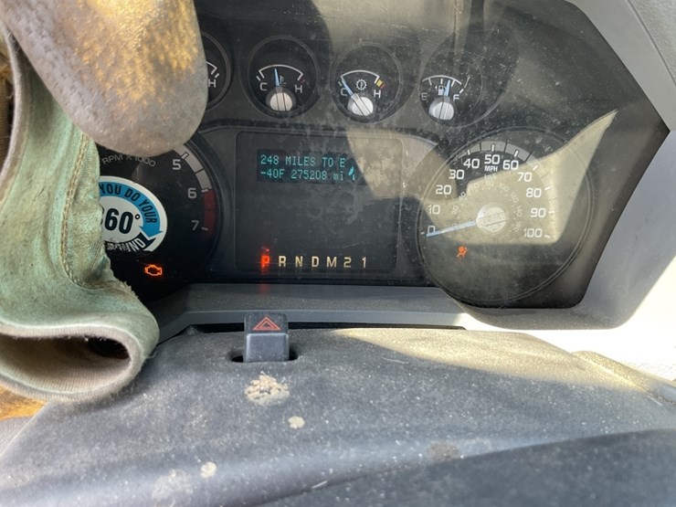 ford-f350-xl-image-8