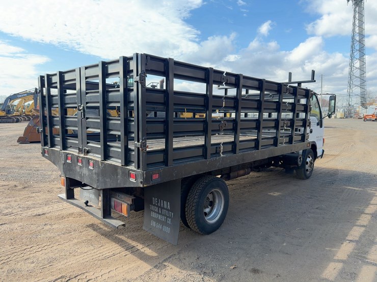 2002-isuzu-npr-hd-image-5