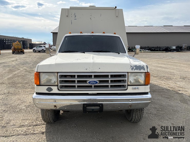 1991-ford-f-super-duty-image-2
