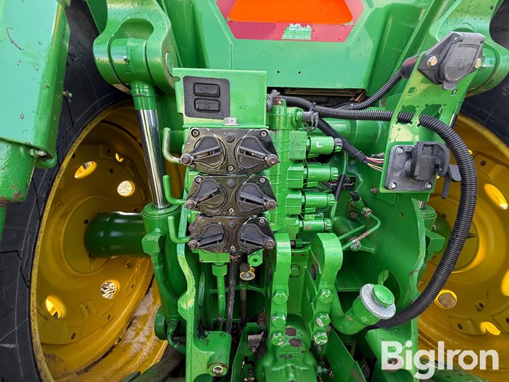 2004-john-deere-8120-image-12