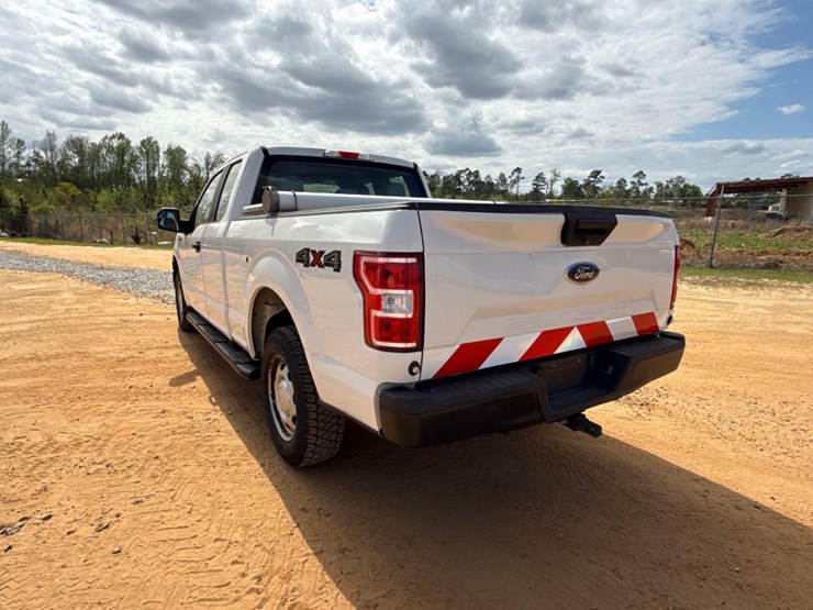 2018-ford-f150-xl-image-3