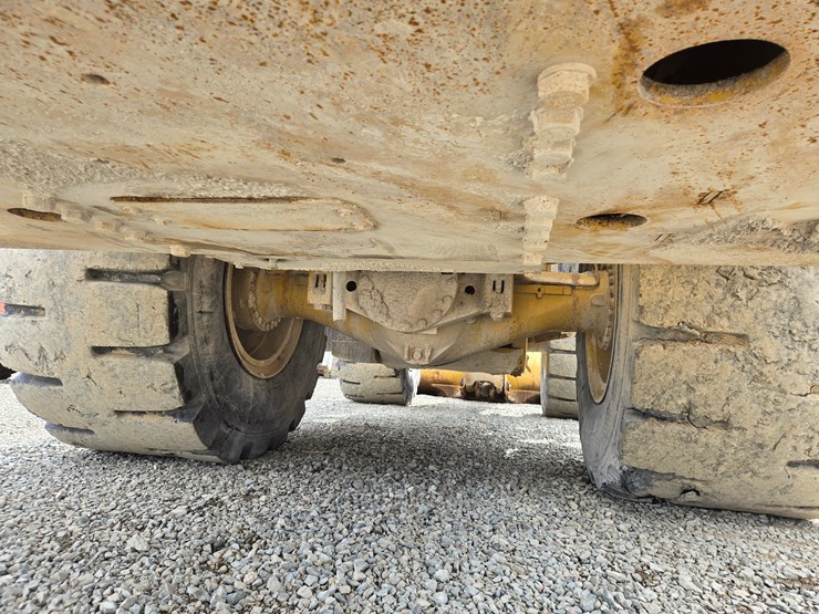 2001-caterpillar-988g-image-59