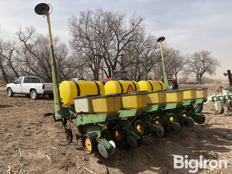 john-deere-7000-image-7