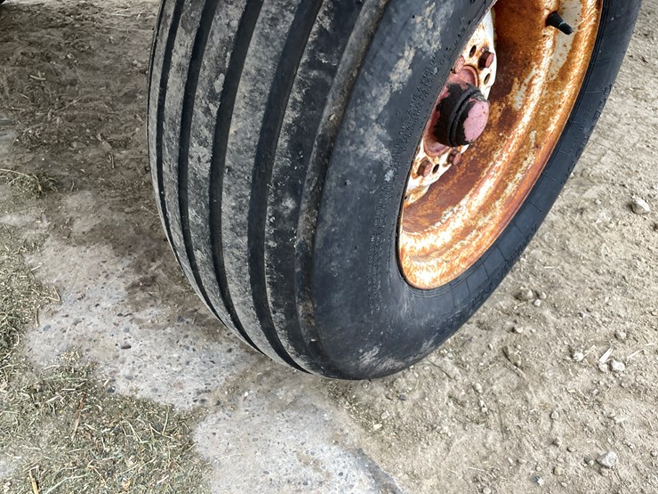 #2399-•-hay-wagon-image-24