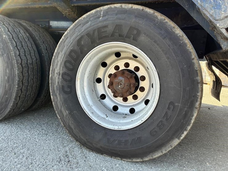 2010-autocar-xpeditor-image-5