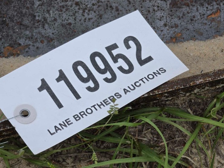 --skid-steer-cutaway-blank-plate-image-3