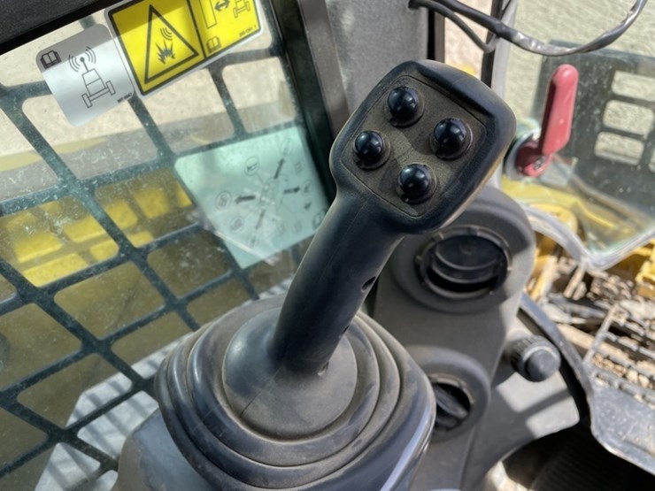 2013-caterpillar-279d-image-21