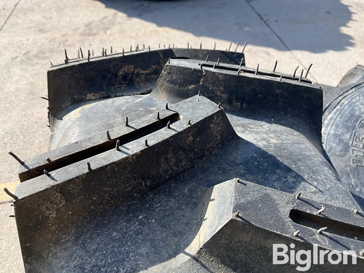 11r22.5-recapped-pivot-tires-&-rims-image-11