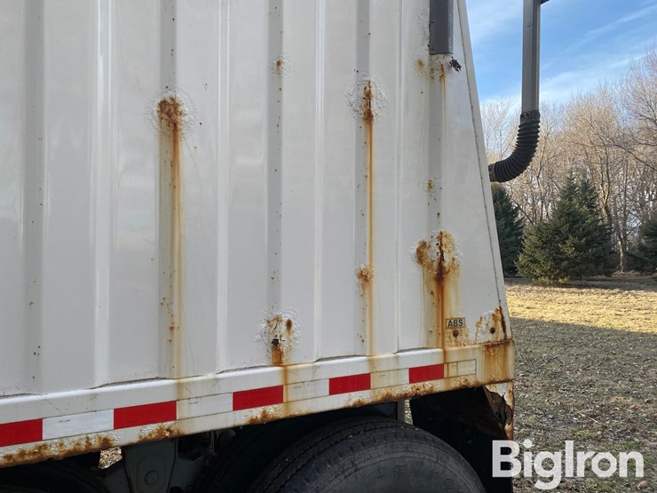 2012-jet-42-image-18