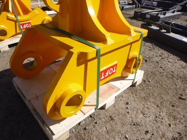 caterpillar-320-image-5