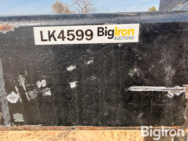 shop-built-tractor-mounted-quick-attach-bale-fork-image-13