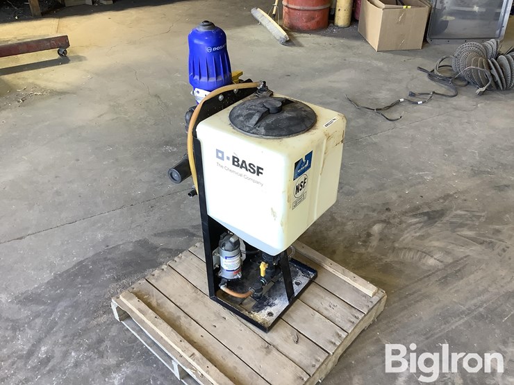 dosatron-d14mz2-liquid-fertilizer-metering-system-image-3