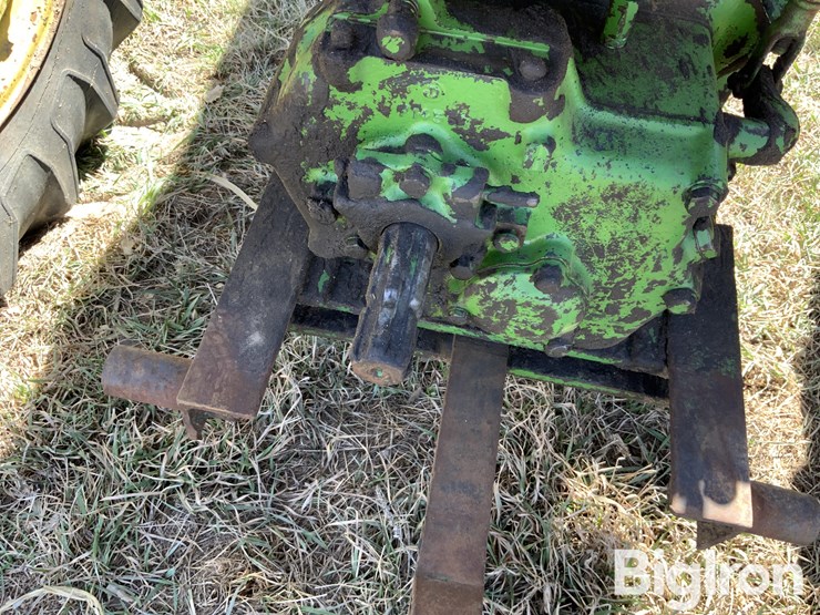 1954-john-deere-60-image-10