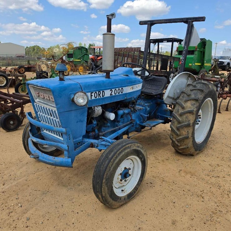 2000 FORD 2000