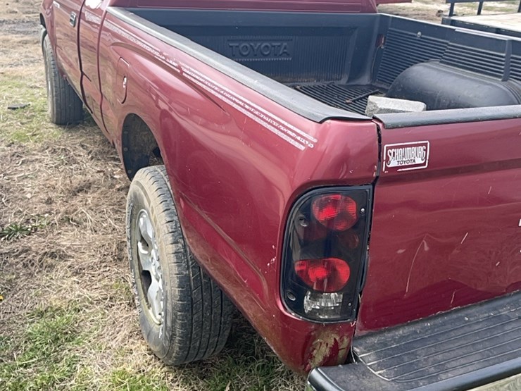 1995-toyota-tacoma-image-15