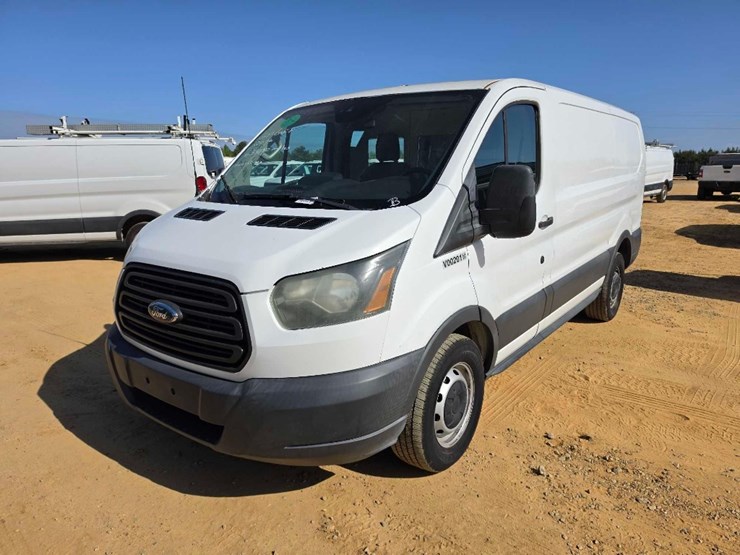 2016-ford-f350-image-1