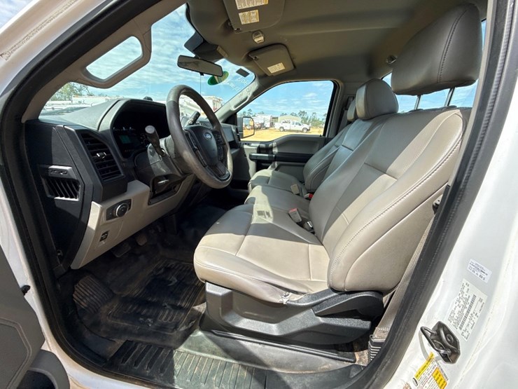 2019-ford-f150-xl-image-10