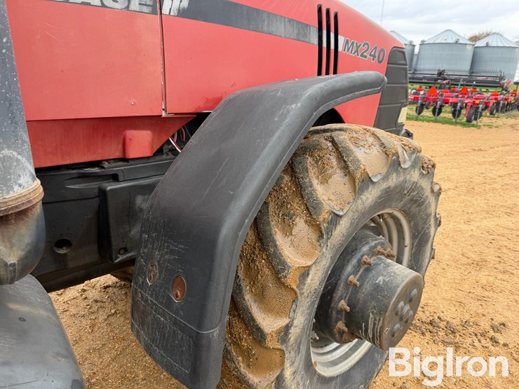 2001-case-ih-mx240-image-13