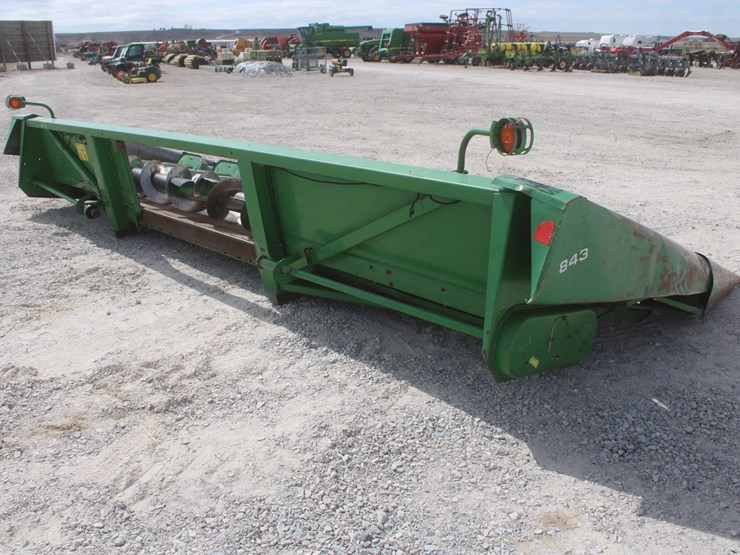 john-deere-843-image-22