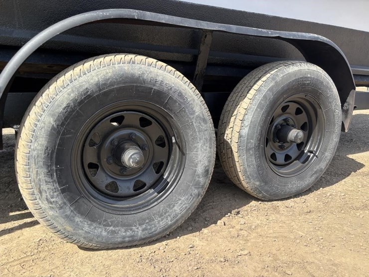 1978-unknown-trailer-image-57