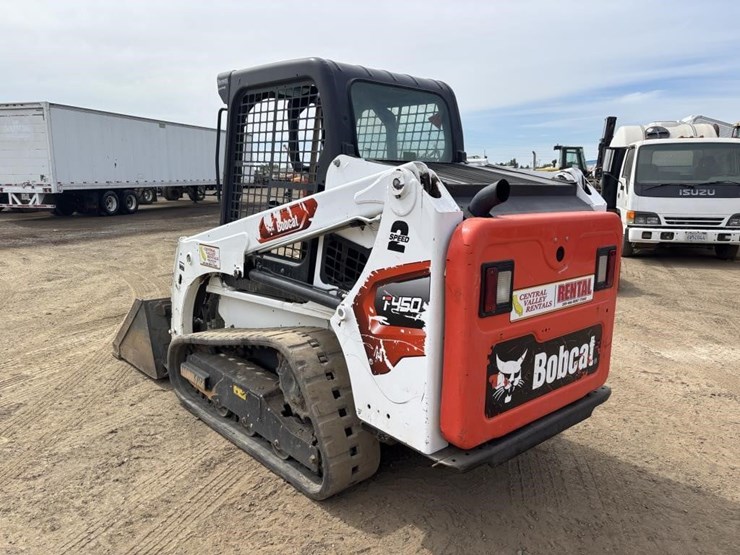 2021-bobcat-t450-image-4