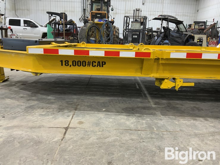 2017-massey-ferguson-730-image-18