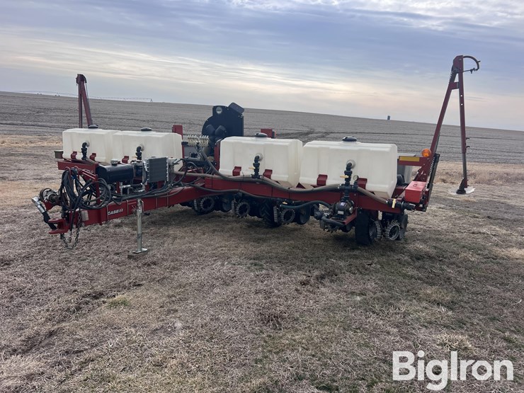 2012-case-ih-1220-image-1