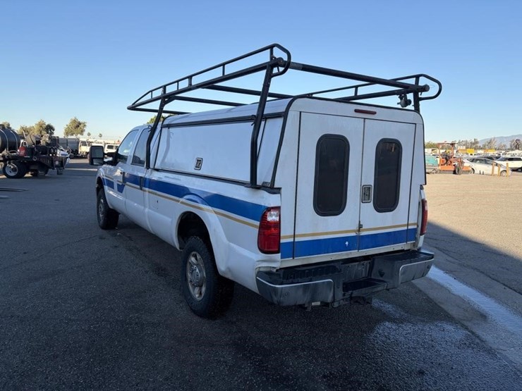 2016-ford-f250-xlt-image-4