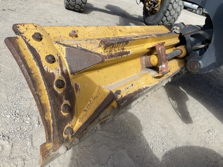 2009-deere-872d-image-19