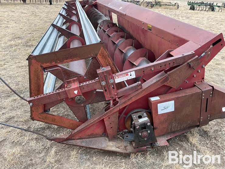 international-810-image-9