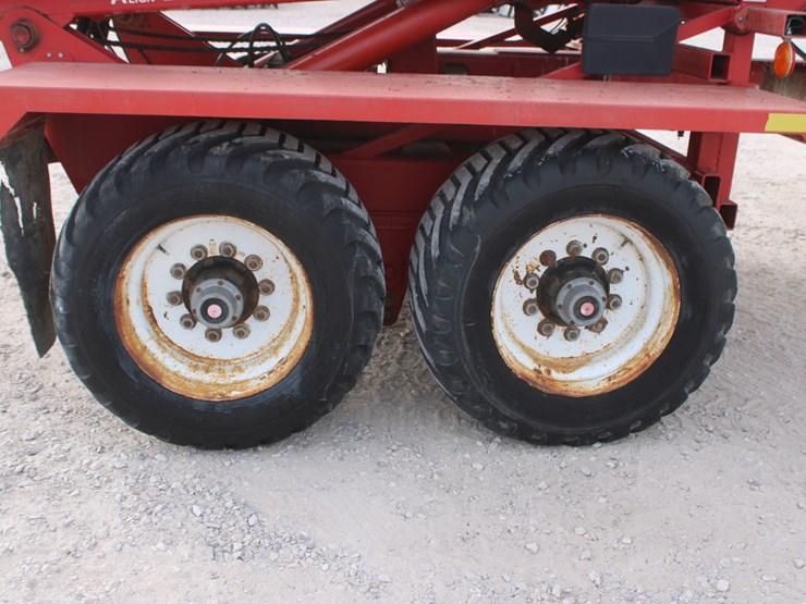 #1064-•-2009-morris-mfg-pro-ag-auto-align-bale-runner-16k-image-56