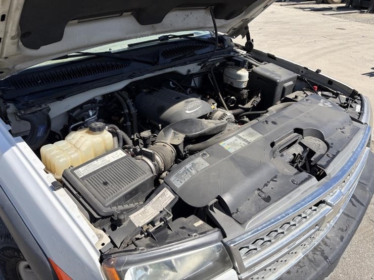 2005-chevrolet-2500-image-7