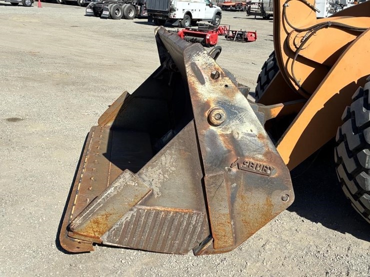 2005-case-721d-image-5