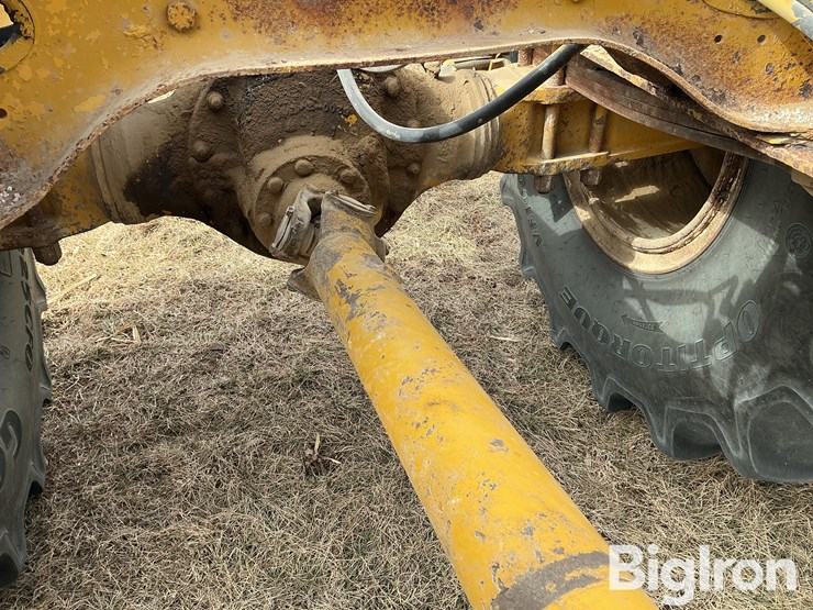 ag-chem-terra-gator-1664t-image-14