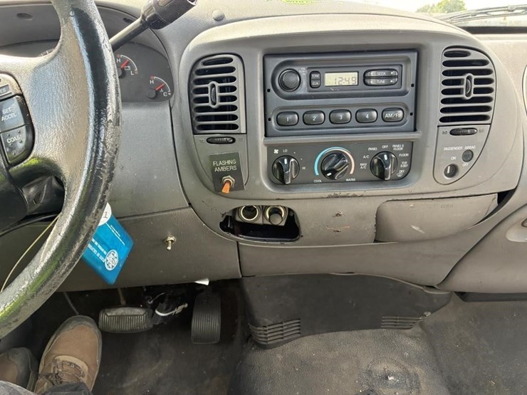 2000-ford-f150-image-11