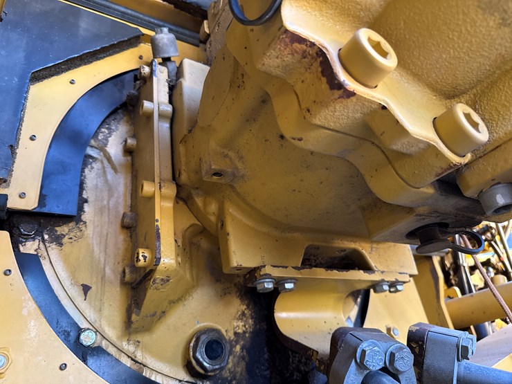 2011-caterpillar-336e-image-62